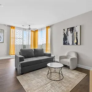 Billionaire's Nest Penthouse The Gulch Apartment